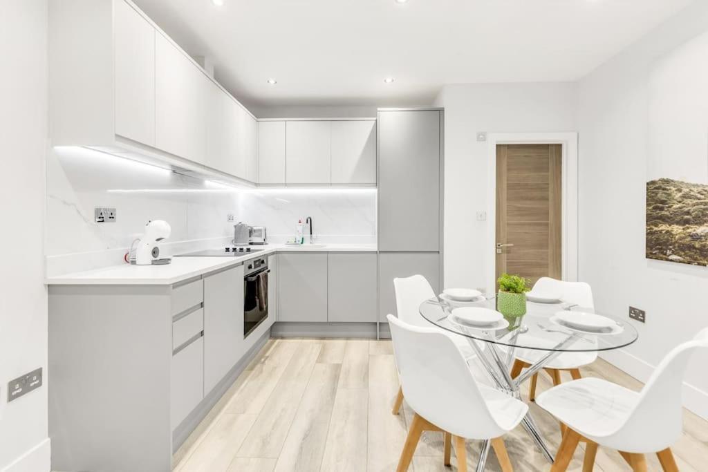 Wow Abbey Road Apartment - Sleeps Up To 8 Лондон Экстерьер фото